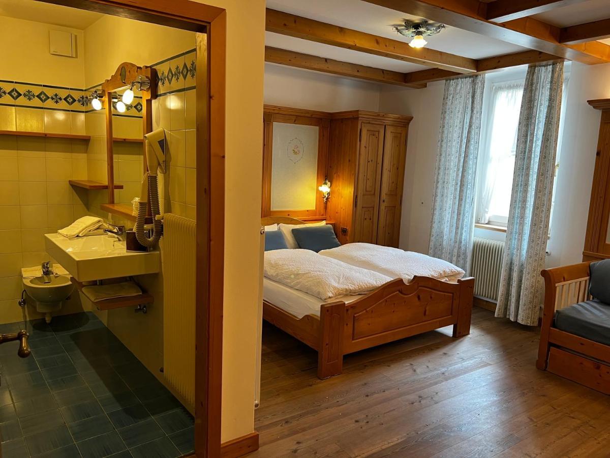 Kaiserkrone Charming Retreat Dimaro Kültér fotó